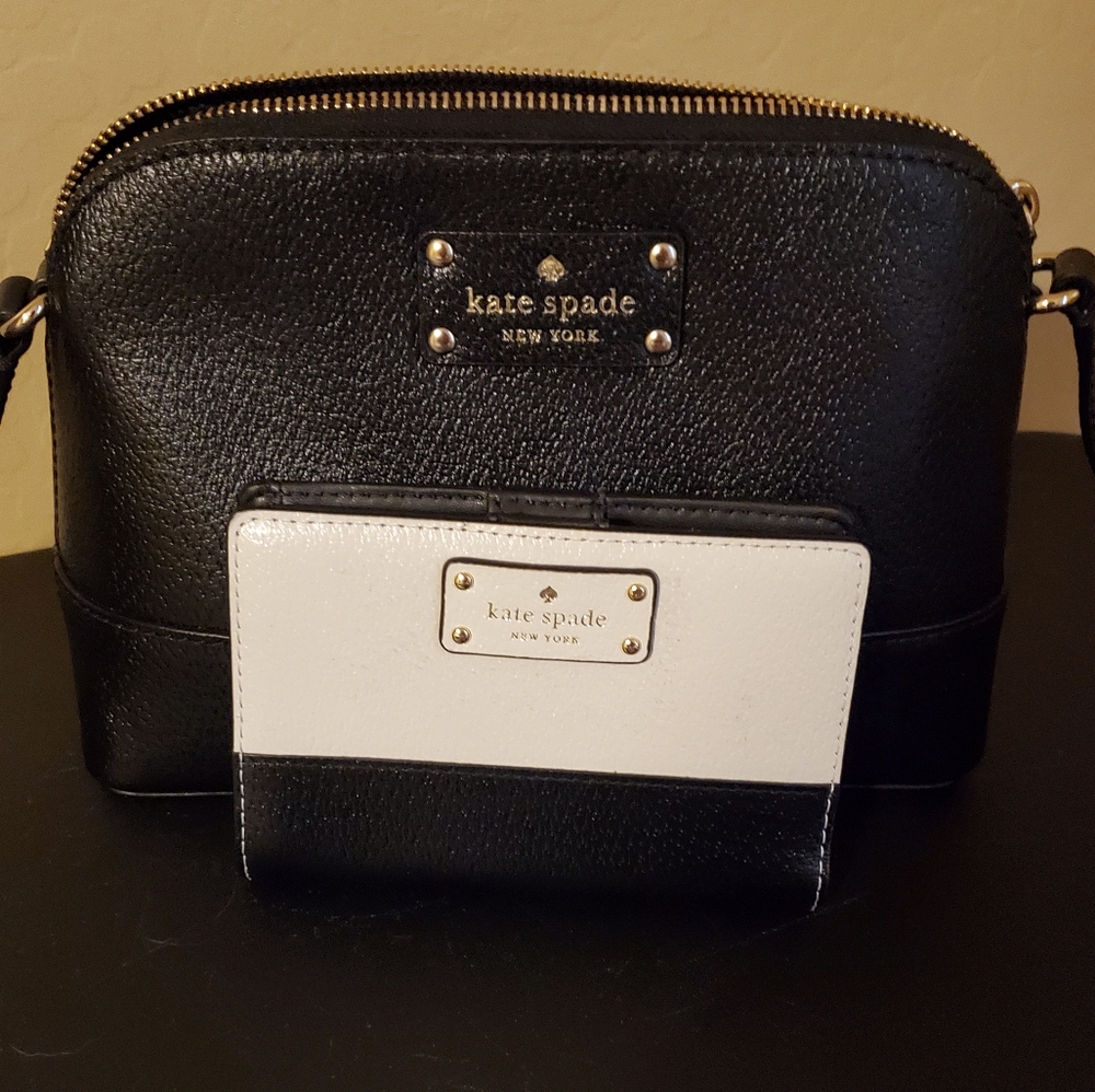 Small Kate Spade purse and wallet